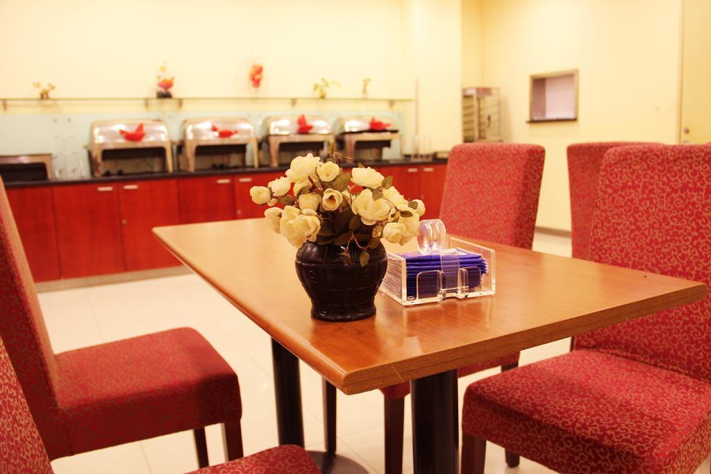 Hanting Express Kunming Stadium Branch Luaran gambar